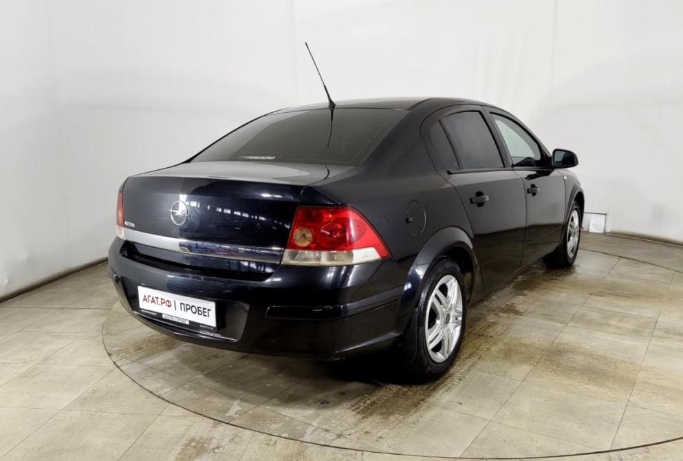 Opel Astra J Рестайлинг Волгоград  - изображение 7