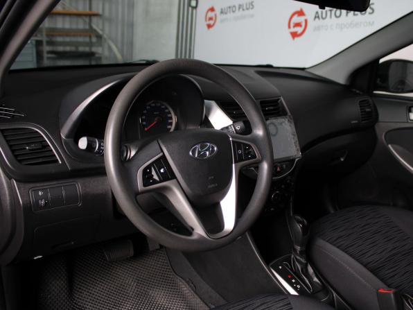 Hyundai Solaris I Рестайлинг с пробегом 2015 года, цена 1 100 000 рублей, 209300 км, седан, Автокод Объявления