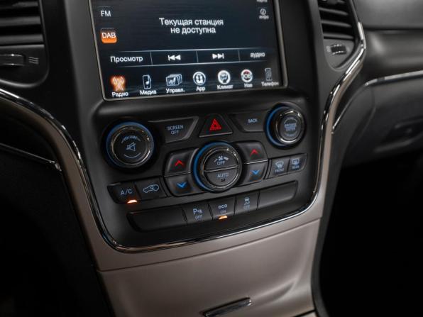 Jeep Grand Cherokee IV (WK2) Рестайлинг с пробегом 2013 года, цена 1 940 000 рублей, 256464 км, внедорожник, Автокод Объявления