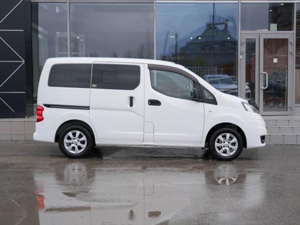 Nissan NV200 с пробегом 2018 года, цена 1 515 000 рублей, 109767 км, минивэн, Автокод Объявления