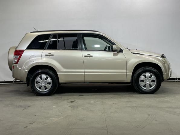 Suzuki Grand Vitara II Рестайлинг с пробегом 2008 года, цена 799 000 рублей, 216200 км, внедорожник, Автокод Объявления