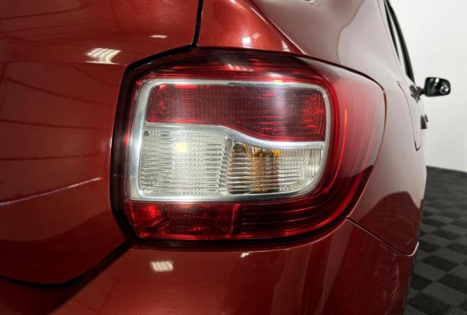 Renault Logan II с пробегом 2017 года, цена 735 000 рублей, 102531 км, седан, Автокод Объявления