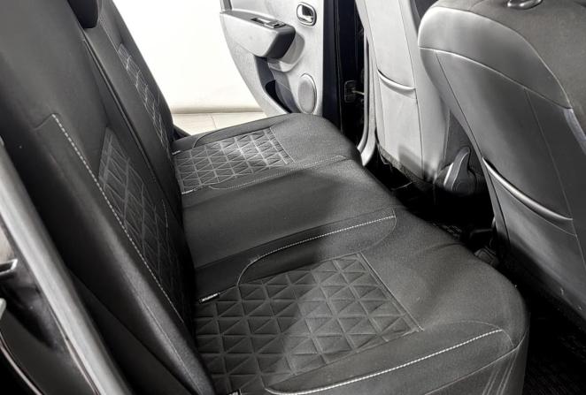 Renault Sandero II с пробегом 2015 года, цена 935 000 рублей, 91780 км, хэтчбек, Автокод Объявления