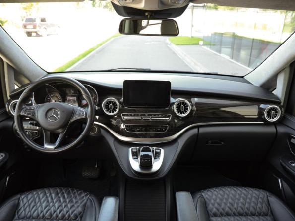 Mercedes-Benz V-Класс III (W447) с пробегом 2018 года, цена 5 590 000 рублей, 141760 км, минивэн, Автокод Объявления