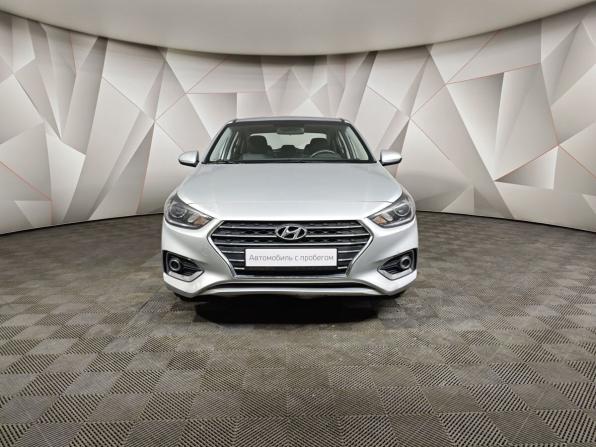 Hyundai Solaris II с пробегом 2017 года, цена 1 451 000 рублей, 37401 км, седан, Автокод Объявления