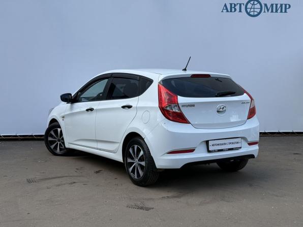 Hyundai Solaris I Рестайлинг с пробегом 2015 года, цена 765 000 рублей, 161101 км, хэтчбек, Автокод Объявления
