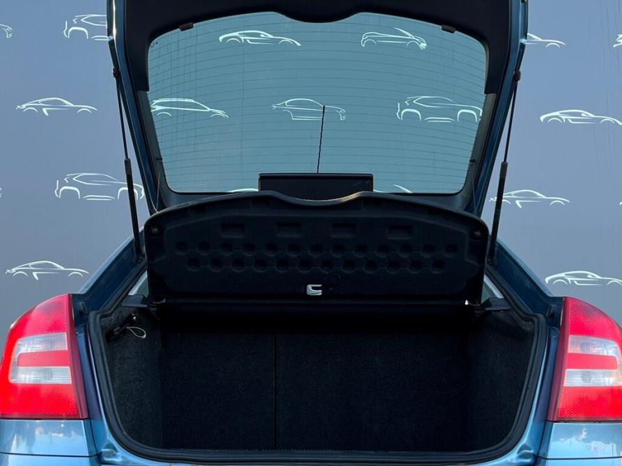 Skoda Octavia II (A5) Санкт-Петербург  - изображение 12