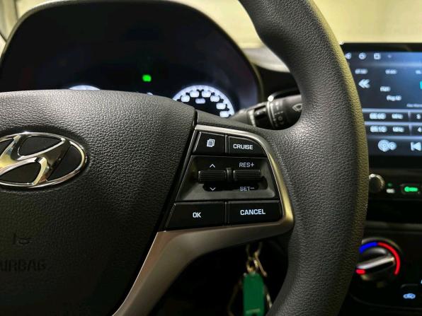 Hyundai Solaris II Рестайлинг с пробегом 2021 года, цена 1 549 000 рублей, 63997 км, седан, Автокод Объявления