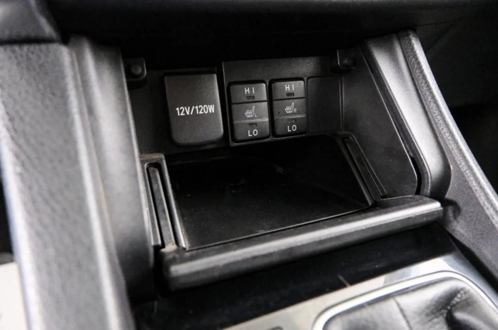 Toyota Corolla XI (E160 E170 E180) Рестайлинг 1 Красноярск  - изображение 18
