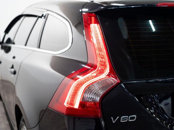 Volvo V60 I с пробегом 2011 года, цена 1 230 000 рублей, 88100 км, универсал, Автокод Объявления