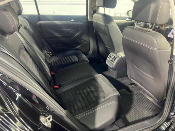 Volkswagen Passat B8 Рестайлинг с пробегом 2020 года, цена 2 950 000 рублей, 54693 км, седан, Автокод Объявления