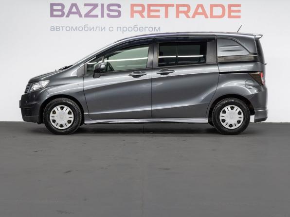 Honda Freed I с пробегом 2010 года, цена 864 000 рублей, 208480 км, компактвэн, Автокод Объявления