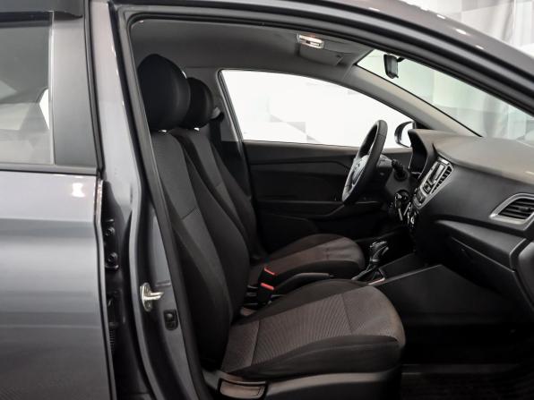 Hyundai Solaris II Рестайлинг с пробегом 2021 года, цена 1 490 000 рублей, 122526 км, седан, Автокод Объявления