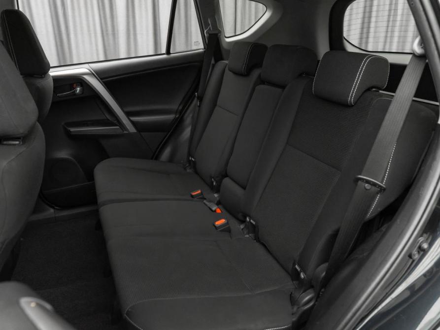 Toyota RAV4 IV (XA40) Рестайлинг Москва  - изображение 12