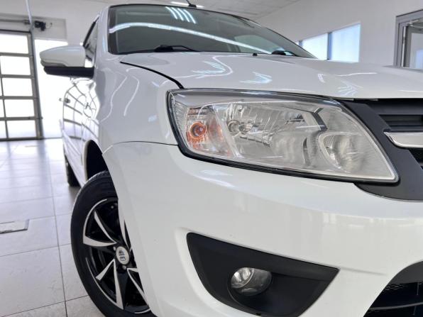 Lada (ВАЗ) Granta I с пробегом 2015 года, цена 550 000 рублей, 108695 км, лифтбек, Автокод Объявления