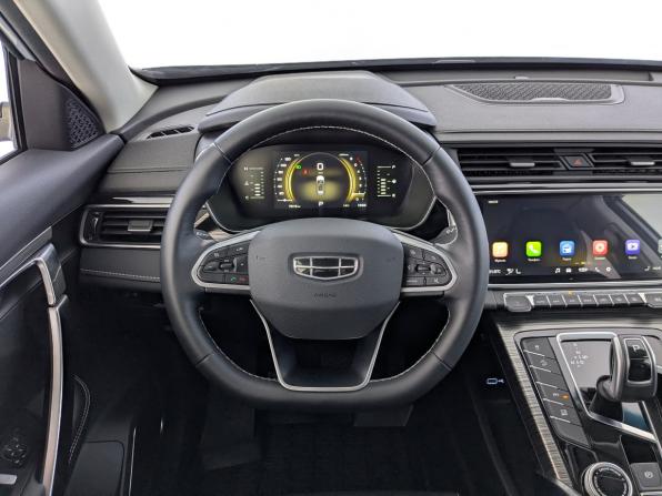 Geely Atlas Pro с пробегом 2024 года, цена 2 220 000 рублей, 7911 км, внедорожник, Автокод Объявления