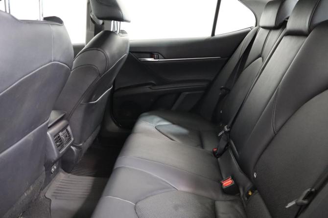 Toyota Camry VIII (XV70) Рестайлинг с пробегом 2021 года, цена 2 329 000 рублей, 105000 км, седан, Автокод Объявления