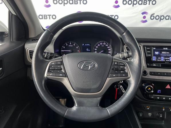 Hyundai Solaris II с пробегом 2019 года, цена 1 499 000 рублей, 89114 км, седан, Автокод Объявления