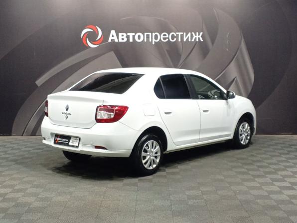 Renault Logan II Рестайлинг с пробегом 2022 года, цена 999 000 рублей, 91313 км, седан, Автокод Объявления