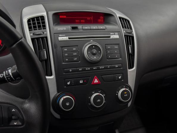 Kia Ceed I с пробегом 2010 года, цена 750 000 рублей, 198661 км, хэтчбек, Автокод Объявления