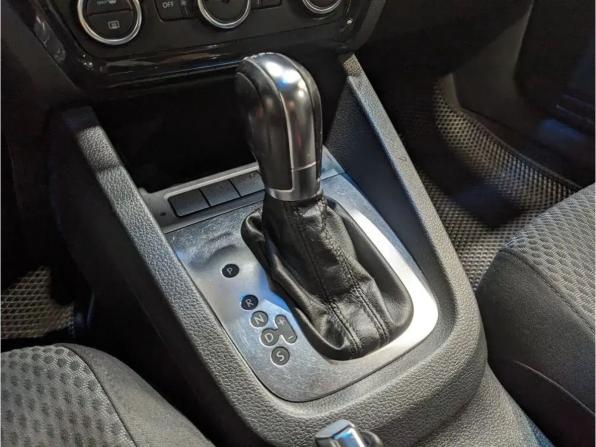 Volkswagen Jetta VI с пробегом 2013 года, цена 835 000 рублей, 256000 км, седан, Автокод Объявления