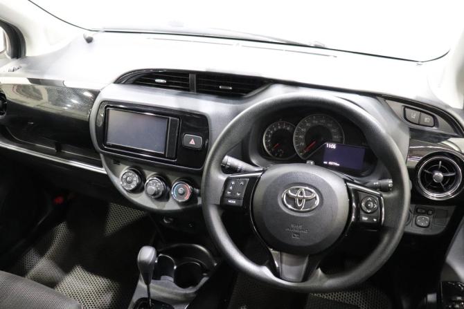 Toyota Vitz III (XP130) Рестайлинг с пробегом 2019 года, цена 980 000 рублей, 45774 км, хэтчбек, Автокод Объявления