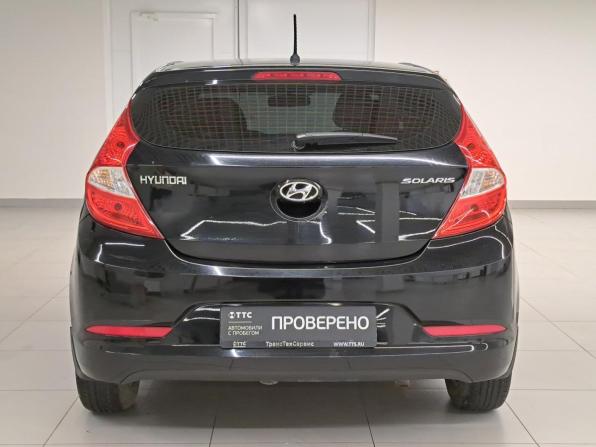 Hyundai Solaris I Рестайлинг с пробегом 2015 года, цена 947 000 рублей, 165553 км, хэтчбек, Автокод Объявления