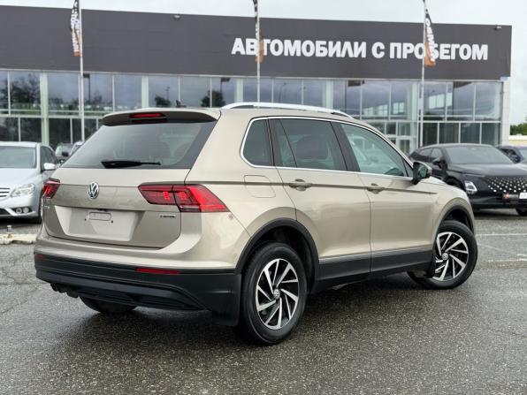 Volkswagen Tiguan II с пробегом 2018 года, цена 2 505 000 рублей, 106000 км, внедорожник, Автокод Объявления