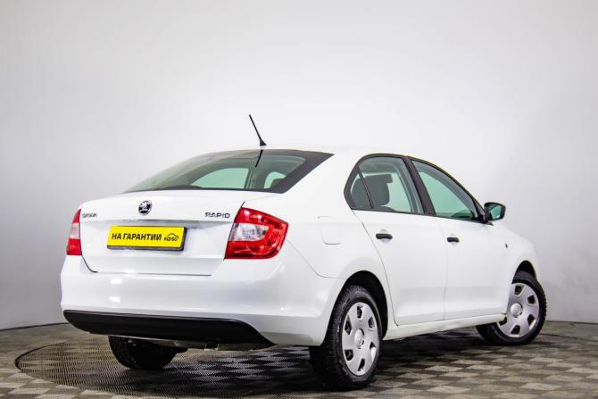 Skoda Rapid I с пробегом 2014 года, цена 949 000 рублей, 118000 км, лифтбек, Автокод Объявления