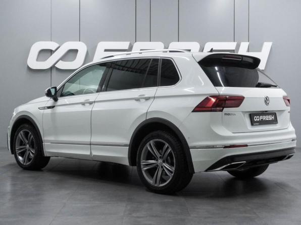 Volkswagen Tiguan II с пробегом 2019 года, цена 2 480 000 рублей, 211480 км, внедорожник, Автокод Объявления