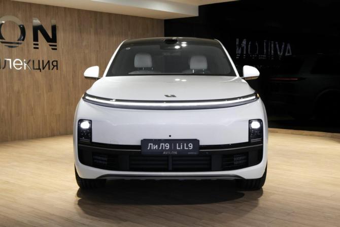 Новый Li Auto (Lixiang) L9 I Рестайлинг 2025 года, цена 11 990 000 рублей, внедорожник, Автокод Объявления