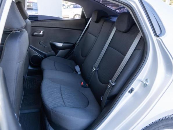 Kia Rio III Рестайлинг с пробегом 2015 года, цена 1 077 000 рублей, 46874 км, седан, Автокод Объявления