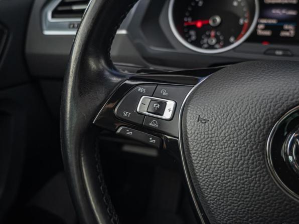 Volkswagen Tiguan II с пробегом 2018 года, цена 2 250 000 рублей, 193088 км, внедорожник, Автокод Объявления