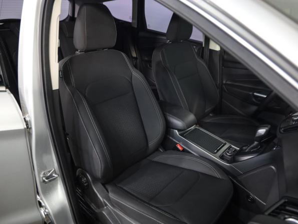 Ford Kuga II Рестайлинг с пробегом 2018 года, цена 1 889 000 рублей, 107287 км, внедорожник, Автокод Объявления