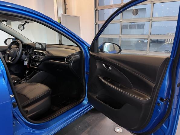 Changan Alsvin с пробегом 2023 года, цена 1 122 000 рублей, 56431 км, седан, Автокод Объявления