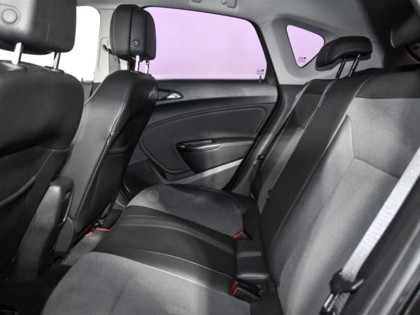 Opel Astra J с пробегом 2011 года, цена 649 000 рублей, 200000 км, хэтчбек, Автокод Объявления