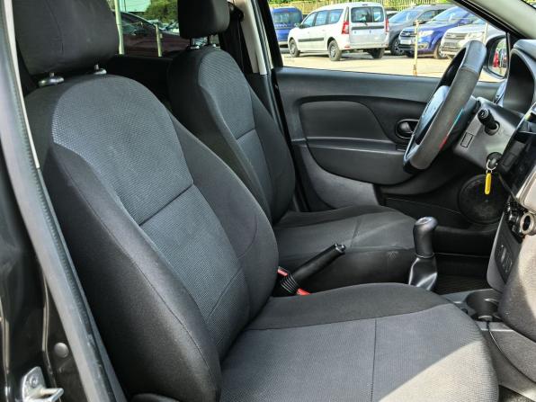 Renault Sandero II с пробегом 2015 года, цена 579 000 рублей, 188000 км, хэтчбек, Автокод Объявления