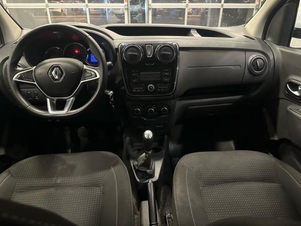 Renault Dokker I с пробегом 2018 года, цена 850 000 рублей, 236731 км, компактвэн, Автокод Объявления