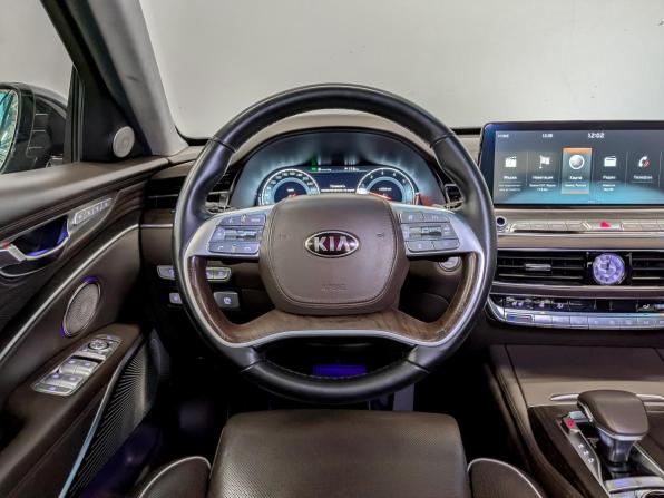 Kia K900 II с пробегом 2018 года, цена 2 900 000 рублей, 130936 км, седан, Автокод Объявления