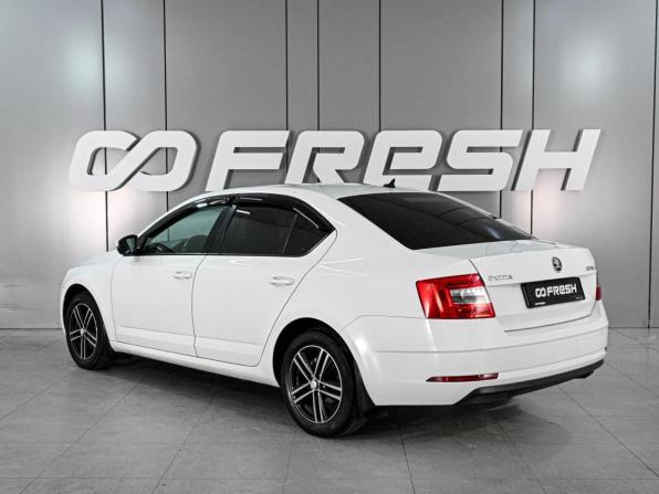 Skoda Octavia III (A7) Рестайлинг с пробегом 2017 года, цена 1 919 000 рублей, 108539 км, лифтбек, Автокод Объявления