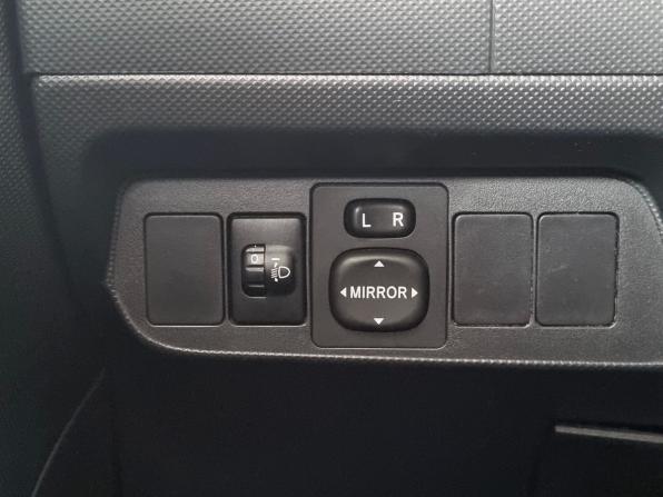 Toyota Auris I с пробегом 2009 года, цена 699 000 рублей, 181436 км, хэтчбек, Автокод Объявления