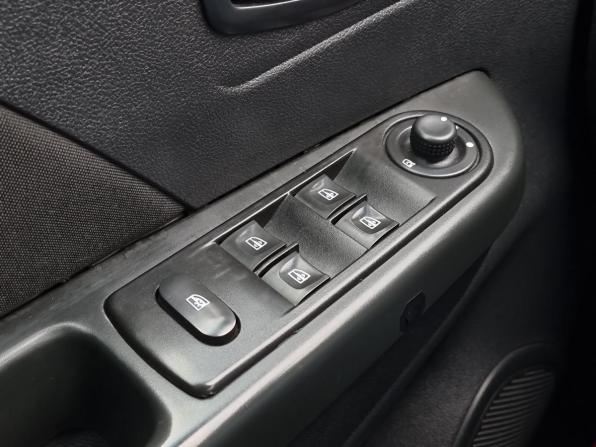Renault Kaptur I с пробегом 2016 года, цена 969 000 рублей, 292277 км, внедорожник, Автокод Объявления