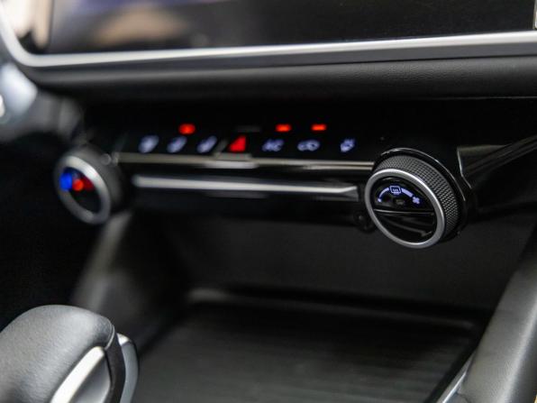Omoda S5 с пробегом 2024 года, цена 1 398 000 рублей, 27737 км, седан, Автокод Объявления