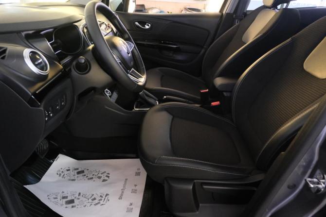 Renault Kaptur I Рестайлинг с пробегом 2021 года, цена 2 119 000 рублей, 37000 км, внедорожник, Автокод Объявления