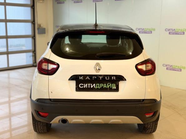 Renault Kaptur I Рестайлинг с пробегом 2021 года, цена 1 060 000 рублей, 180042 км, внедорожник, Автокод Объявления