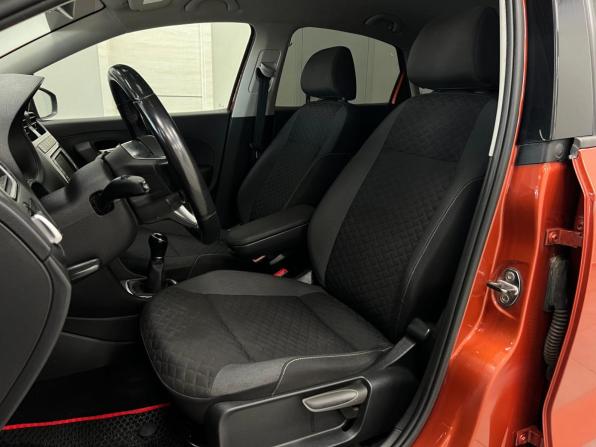 Volkswagen Polo V Рестайлинг с пробегом 2018 года, цена 840 000 рублей, 204075 км, седан, Автокод Объявления