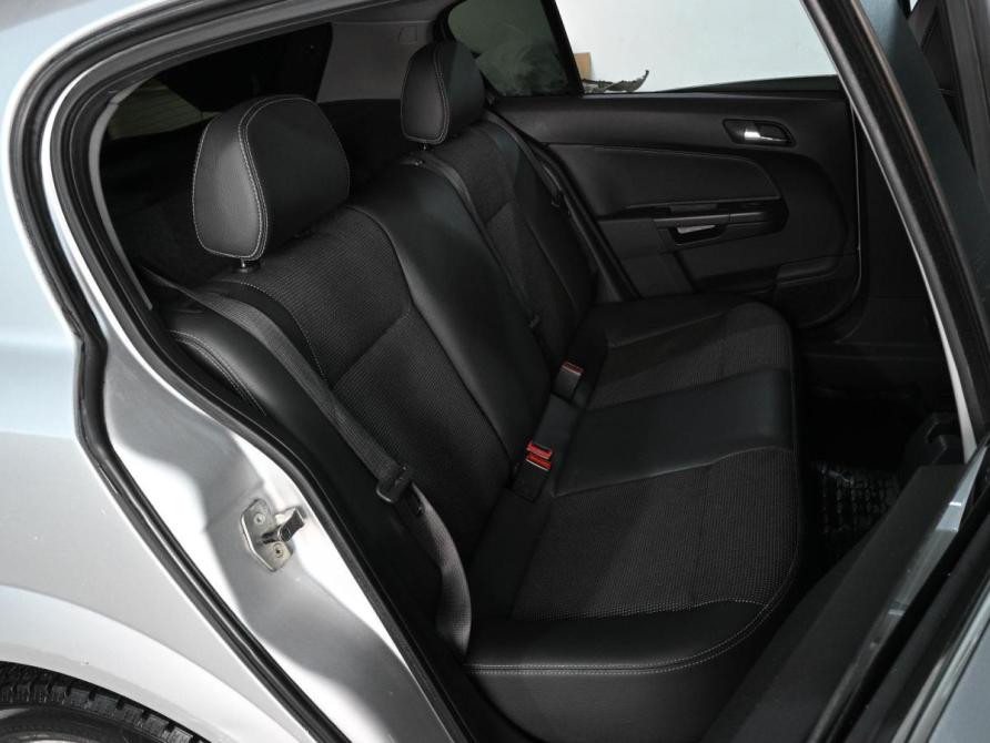 Opel Astra H Рестайлинг Ростов-на-Дону  - изображение 7