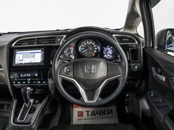 Honda Shuttle II с пробегом 2015 года, цена 1 279 500 рублей, 50300 км, универсал, Автокод Объявления