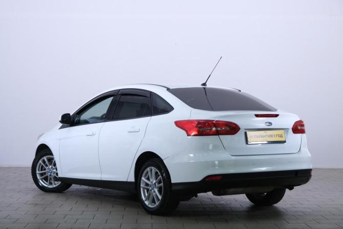 Ford Focus III Рестайлинг с пробегом 2016 года, цена 959 000 рублей, 233000 км, седан, Автокод Объявления