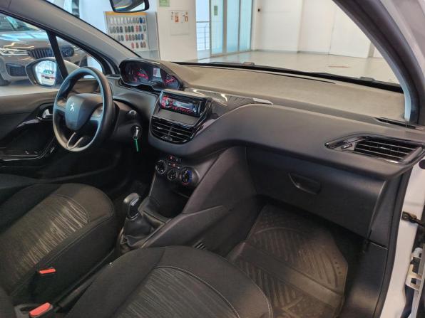 Peugeot 208 I с пробегом 2013 года, цена 545 000 рублей, 91835 км, хэтчбек, Автокод Объявления